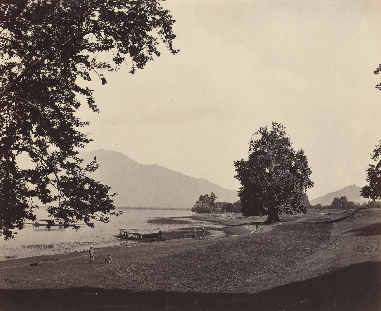 Kashmir Lake view (circa 1870)