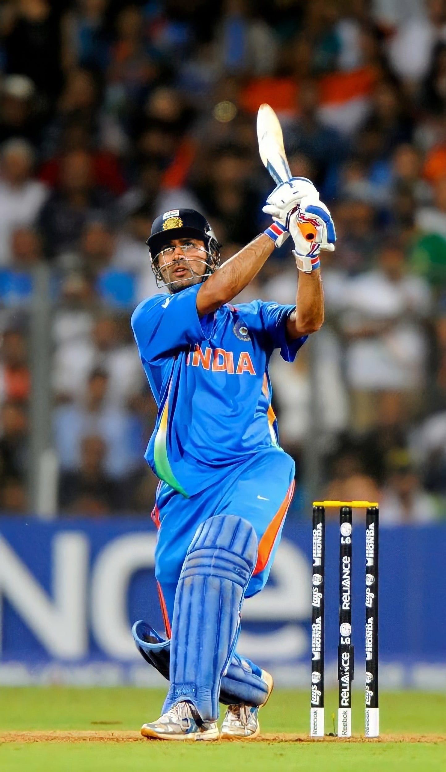 MS DHONI - Iconic victory shot world cup (2011)